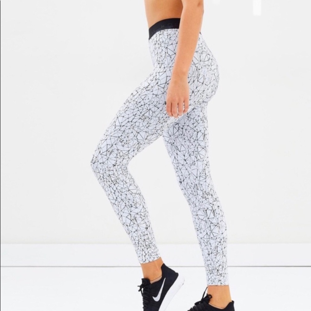 Koral Crackle/Molecular Leggings - Picture 1 of 3